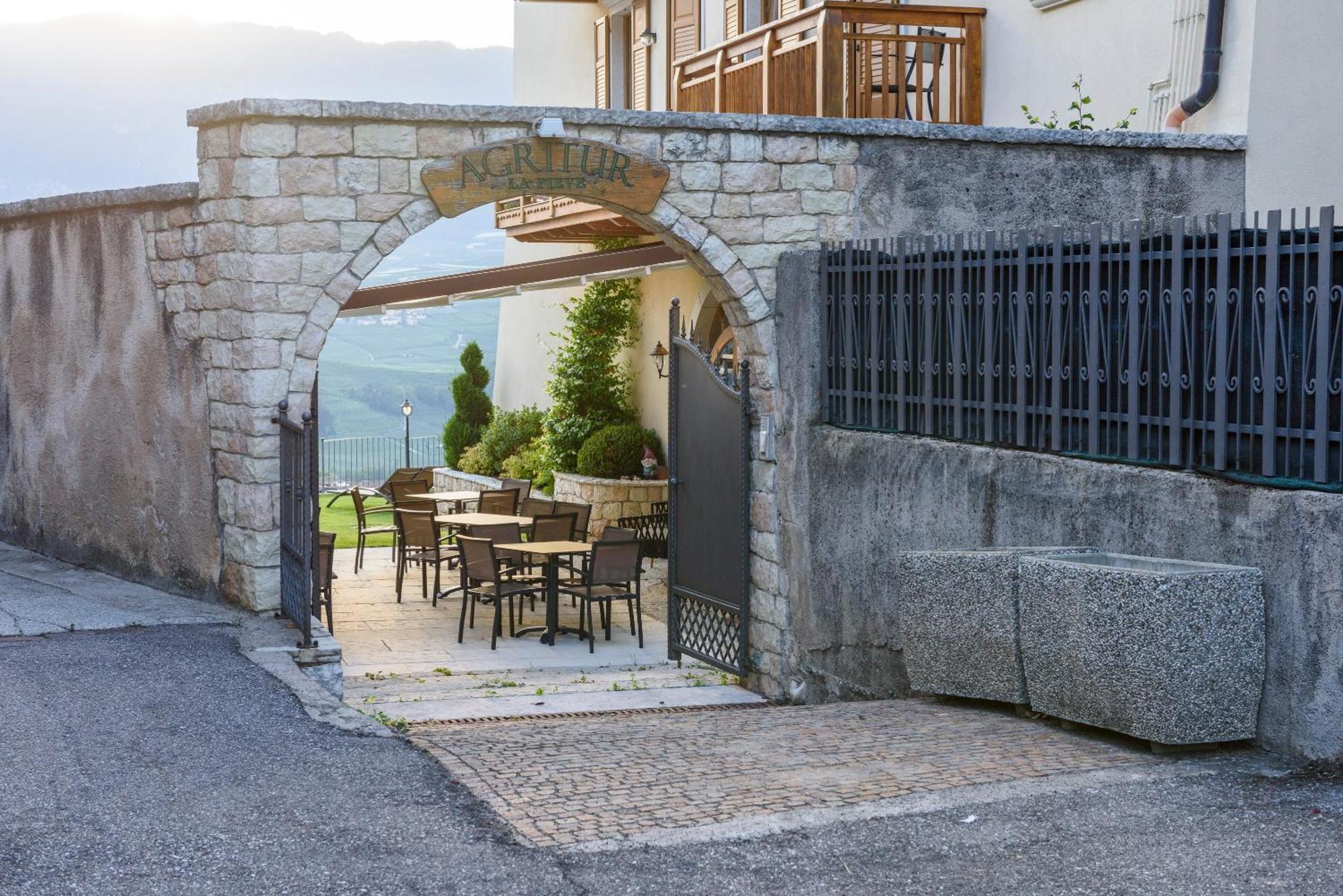 הוילה Taio Agritur La Pieve מראה חיצוני תמונה